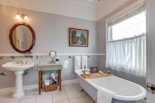 Romantic Victorian Getaway The Blue Room - 5
