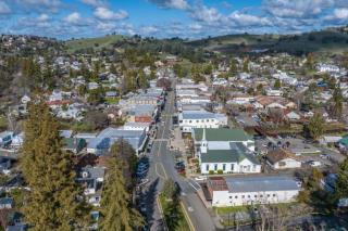 Timeless Victorian Gem w Breathtaking Mountains - Sutter Creek - 8