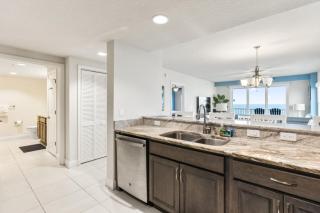 A Wave From It All Oceanfront Pool - 6