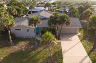 Sandcastle Harbor Pool and FirePit - 7