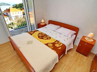 Apartments Nodilo - One Bedroom Apartment with Balcony and Sea View Apt 1 - Goveđari - 4