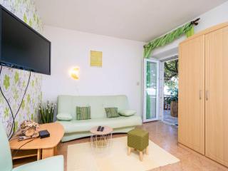 Apartments Nikolina LU - One-Bedroom Apartment with terrace - 3