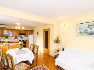 Apartments Klara-Gorjana - Two Bedroom Apartment with Balcony and Sea View 1 - Viganj - 8