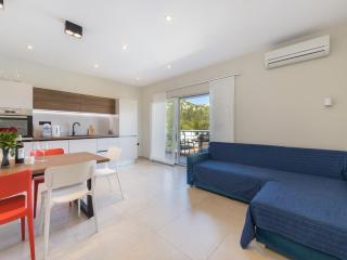 Apartments Ema-Comfort Two Bedroom Apartment with Sea View Fancy - Rogotin - 9