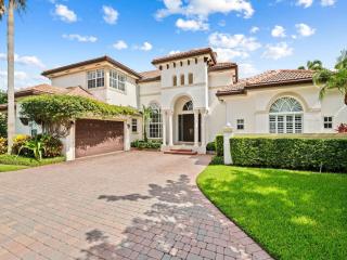 Private Luxury Waterfront Mansion I Heated Pool and Hot Tub - Delray Beach - 9