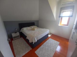 Apartment Iggy - Three Bedroom Apartment with Sea View and Terrace A9 ST - Postira - 4