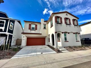 Charming and Modern 3-Bedroom Home in Rocklin - 1