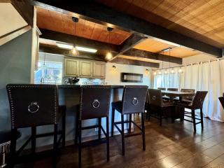 Cozy Tahoe Retreat Huge Yard - South Lake Tahoe - 5