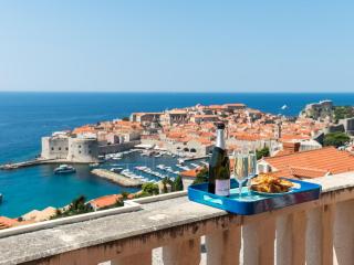 Apartments Bonavista - Superior Two Bedroom Apartment with Balcony and Sea View A1 - 0