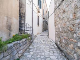 Apartment Ranieri - One Bedroom Apartment with City View - 5