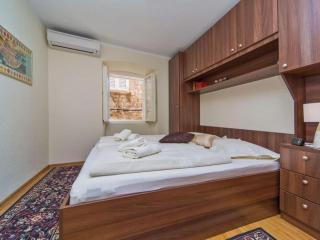 Apartment Maru - Two Bedroom Apartment with City View A4 - Dubrovnik - 2