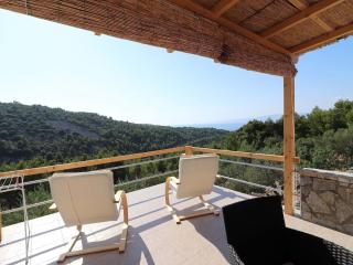 Greenside Cottage Lumi-Two Bedroom Holiday Home with Terrace and Sea view - Vela Luka (Vallegrande) - 0