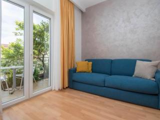 Apartments Antonio - One Bedroom Apartment with Balcony - 1 - Tučepi - 9