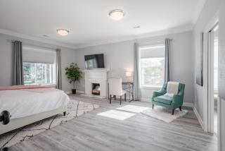 Glamorous, Upscale 5B Hyde Park Home with Patio and Garage - Cincinnati - 1