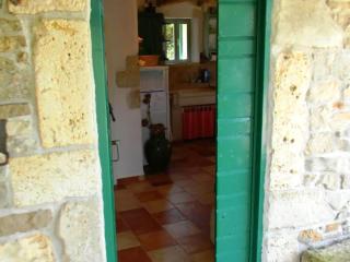 Lavender Cottage-Two Bedroom Holiday Cottage with Terrace - 9