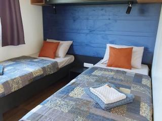 Mobile Homes Karlo & Dino - Superior Two Bedroom Mobile Home - Pula - 5