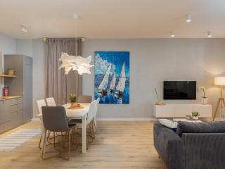 Apartments aMare - Three Bedroom Apartment with Terrace and Jacuzzi - 9