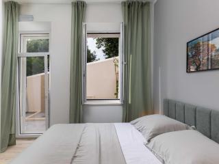 Apartments aMare - Three Bedroom Apartment with Terrace and Jacuzzi - 3