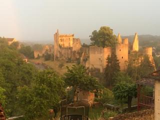 Chez Fred avec vue sur le Château - Angles-sur-lʼAnglin - 9