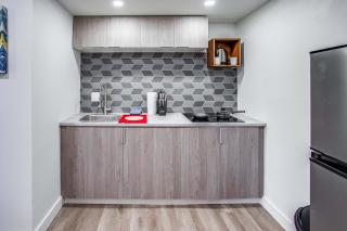 Newly Renovated Bright Studio - Rochester - 6