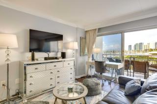 Honolulu Studio with Ocean View Parking Included! - 5