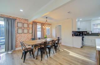 4-BD Central Location w Pool Patio Firepit - Houston - 2