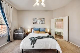 Heart of Grand Prairie 4BD with Pool & Game Room - Arlington - 7