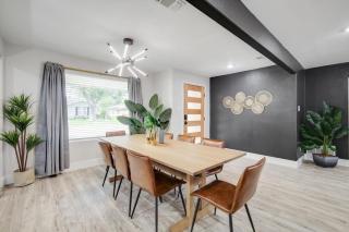 Relaxing Texas Retreat 4BR w Pool & Dream Kitchen - 7