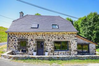 La maison des volcans Cantal - - 4