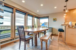 Oceanfront Home with Beach Access in Galveston - Galveston - 3