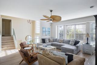 Dockside Retreat Gorgeous Canal Villa with Heated Pool - Sanibel - 8