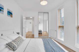 Elegant 2-Bedroom Flat Near London Bridge - Perfect Location with Easy City Access - Londra - 2