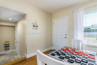 CB Beach House - Steps to The Sand, Surf and Sea - 6