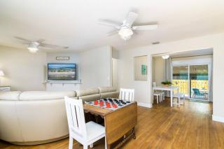 CB Beach House - Steps to The Sand, Surf and Sea - South Cocoa Beach - 5