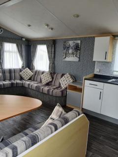 Golden palm 8 berth chapel saint leanords, ingoldmells, skegness caravan - 8