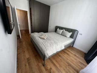 Modern apartment Campeador 10 minutes to center - Dumbrăviţa - 4