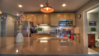 The Suites & Next Door Studio - 3 Room Condo, Sleeps 10, Bus Route - Killington - 7