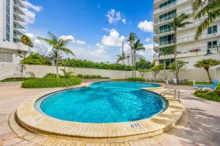 Oceanfront Luxury Condo with Stunning Views and Resort Amenities - Hollywood - 8