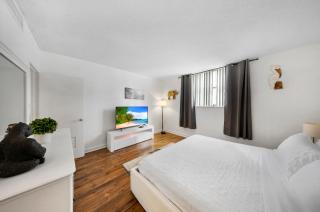 Oceanfront Luxury Condo with Stunning Views and Resort Amenities - Hollywood - 7