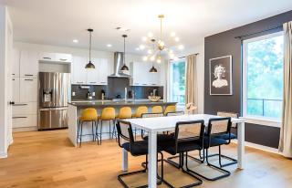 Two-House Private 10BR Compound - DT 6 Min Drive - Austin - 0