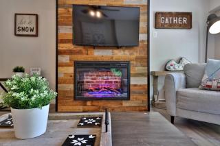 Modern 3BR-2BA Mountain Green Condo - Pool, Hot Tub, Gym, Bus, Ski Rental deals! 1C5 - 3