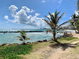 1 Step From The Beach Pool Pet Friendly - San Juan - 9