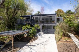 Station Penthouse with Private Spa - Warburton - 5