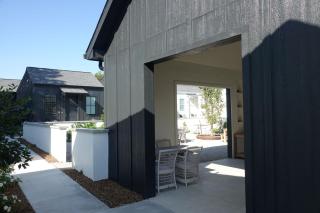 Whitetail Court Hotel - 5