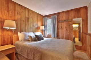 Whiffletree A5 - Hosted by J&M Vacation Properties - Close to Slopes - Shuttle - Summer Pool - Killington - 4