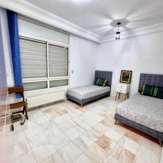 S2 Apartment Ennasr, City View near Airport - 5