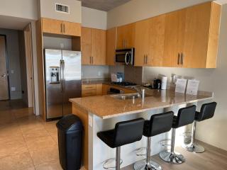 Balcony Luxury High Rise Downtown Fremont Casinos - Las Vegas - 3