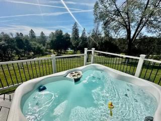 Pinkies Place-Hot Tub-Sleeps 11-Pet Friendly - 7