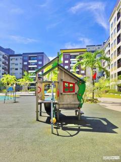 Y2 Pool & Garden Bliss - Molo - 7