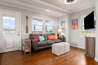 Amberjack Bayside Home home - Crystal Beach - 6